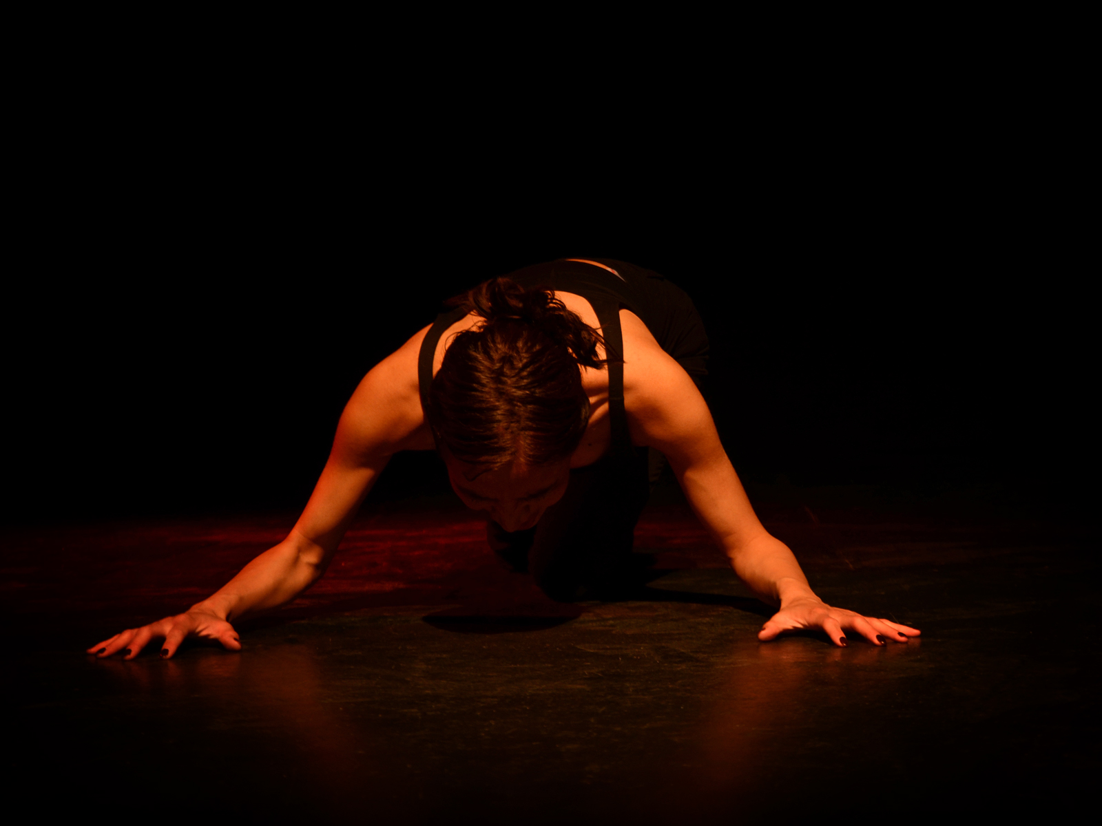 La Nave Teatro anuncia el regreso de “Diez. Ausencia del miedo”  de Paco Mufote
